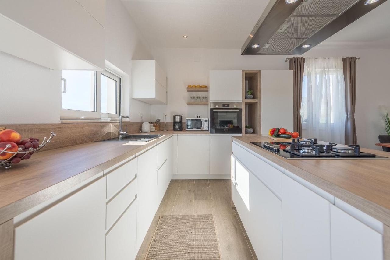 Villa Tara Zadarvillas Tinj Kültér fotó