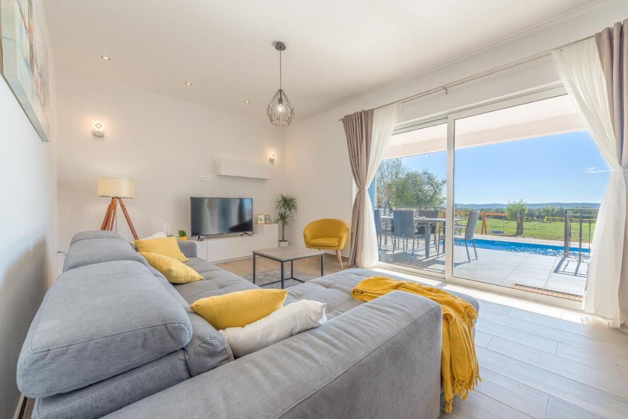 Villa Tara Zadarvillas Tinj Kültér fotó