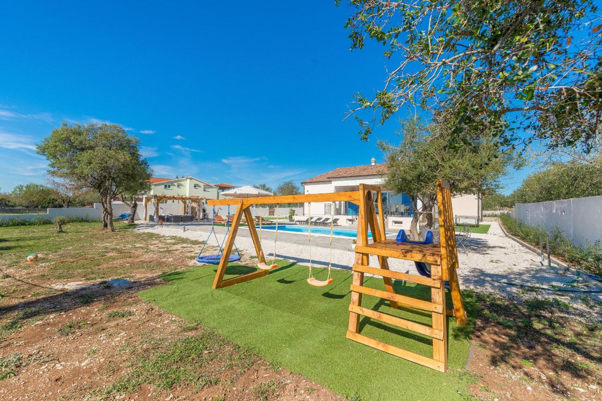 Villa Tara Zadarvillas Tinj Kültér fotó