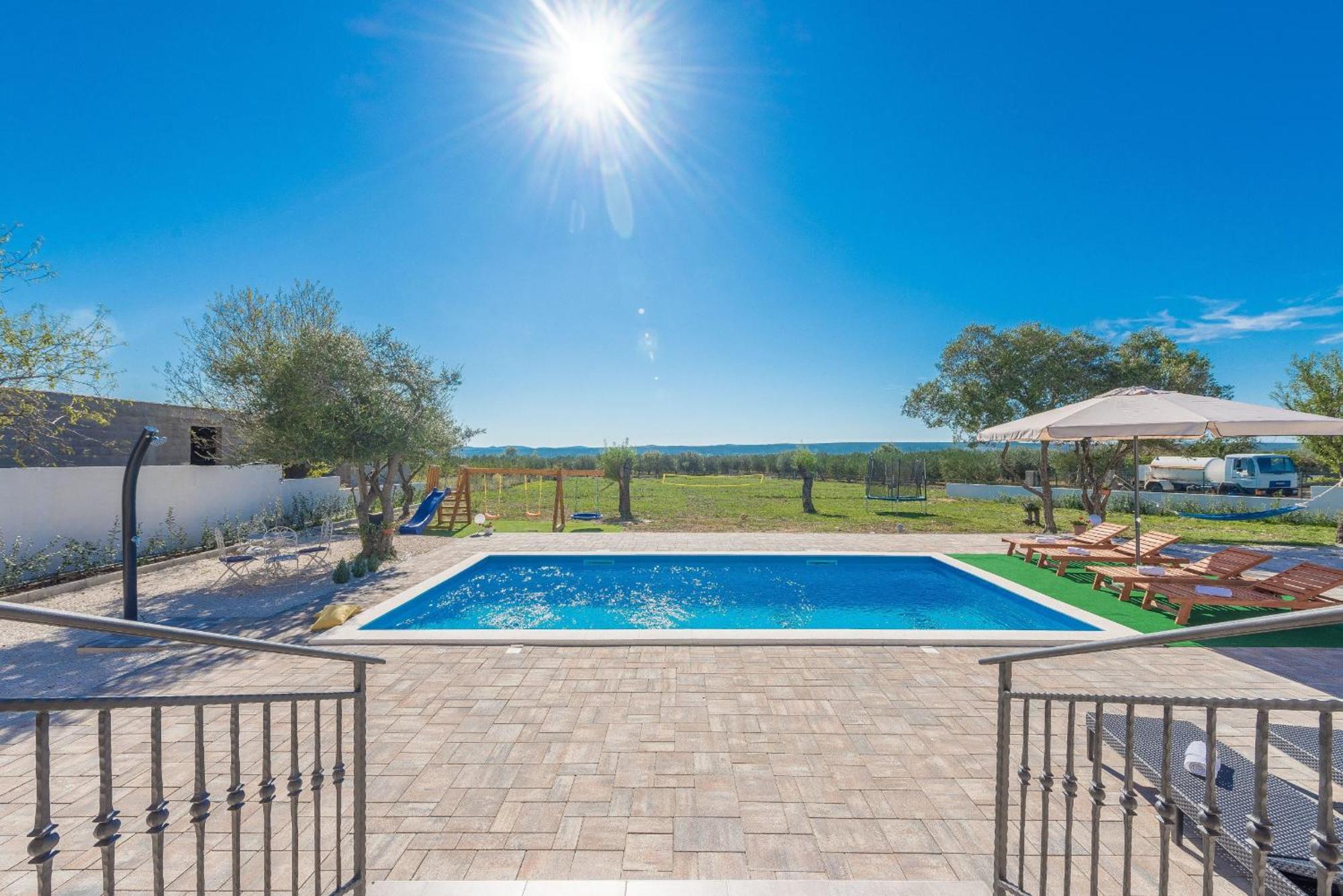 Villa Tara Zadarvillas Tinj Kültér fotó
